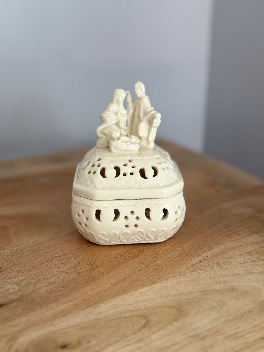 Nativity Trinket Keepsake