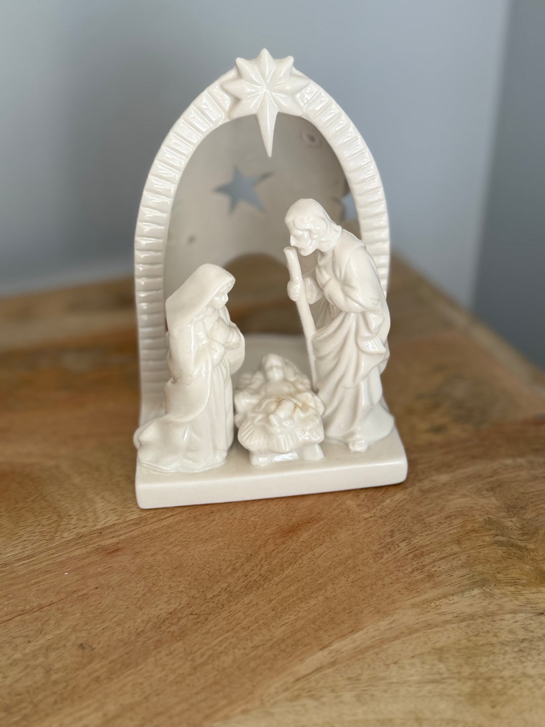 Ceramic Nativity Tealight Holder